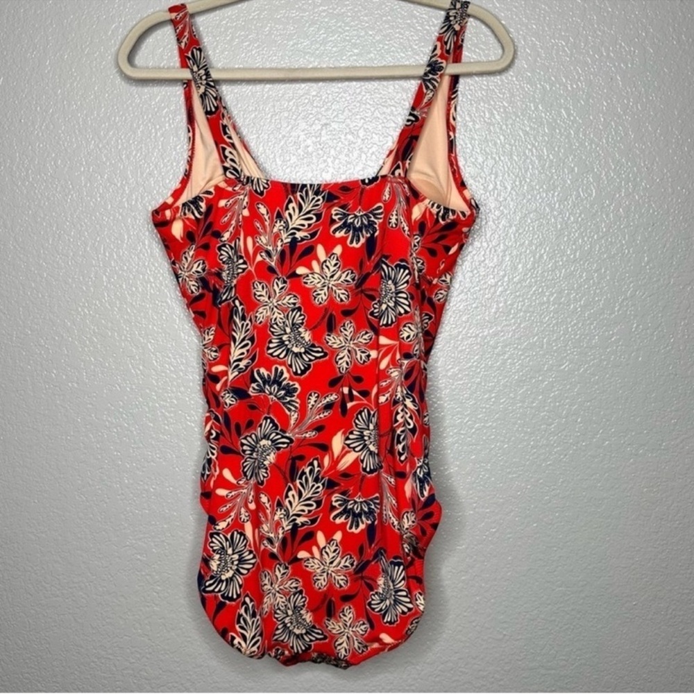 Garnet Hill Women's Ruched Crossover One-Piece Swimsuit
Red Tan Floral size 12 - Picture 7 of 13